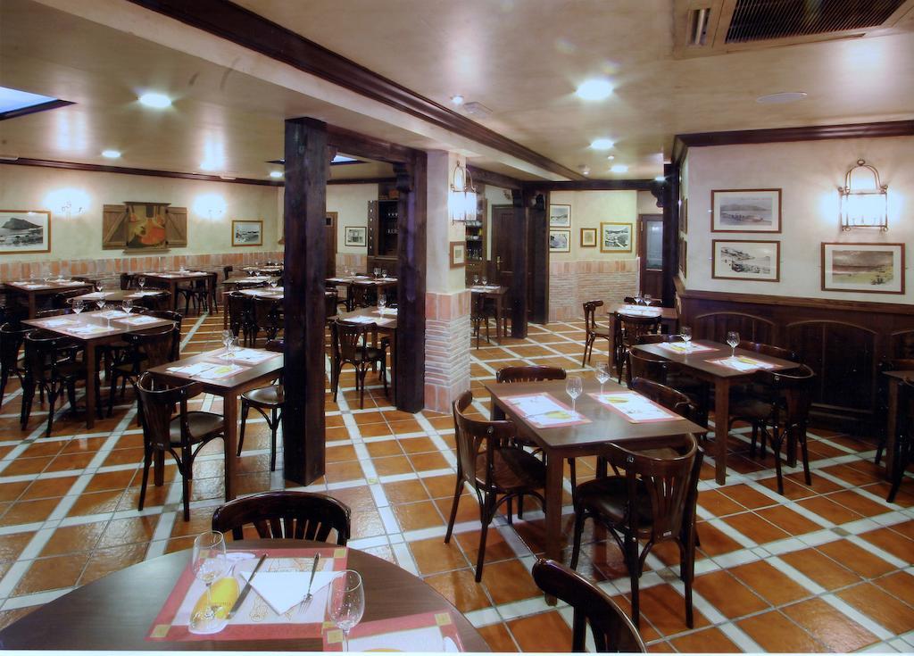 Hostal El Jardin เบนิดอร์ม ภายนอก รูปภาพ